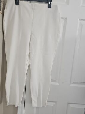 Alfani Cream Slim Cropped Stretch Fringed Ankle Pants